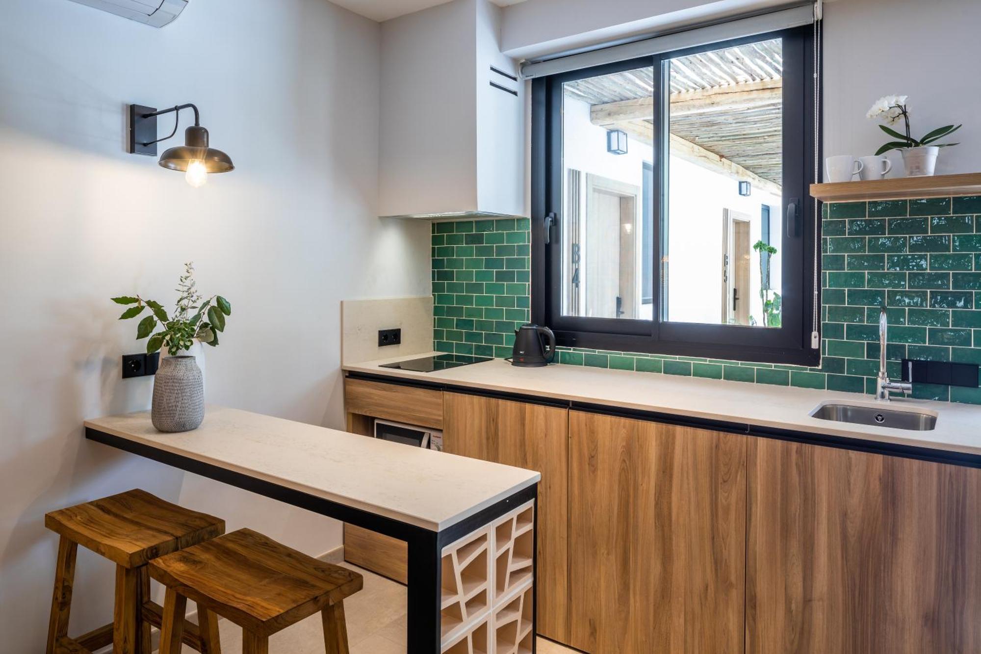 Aparthotel Casita Blanca - Adults Only Sant Antoni de Portmany Екстериор снимка