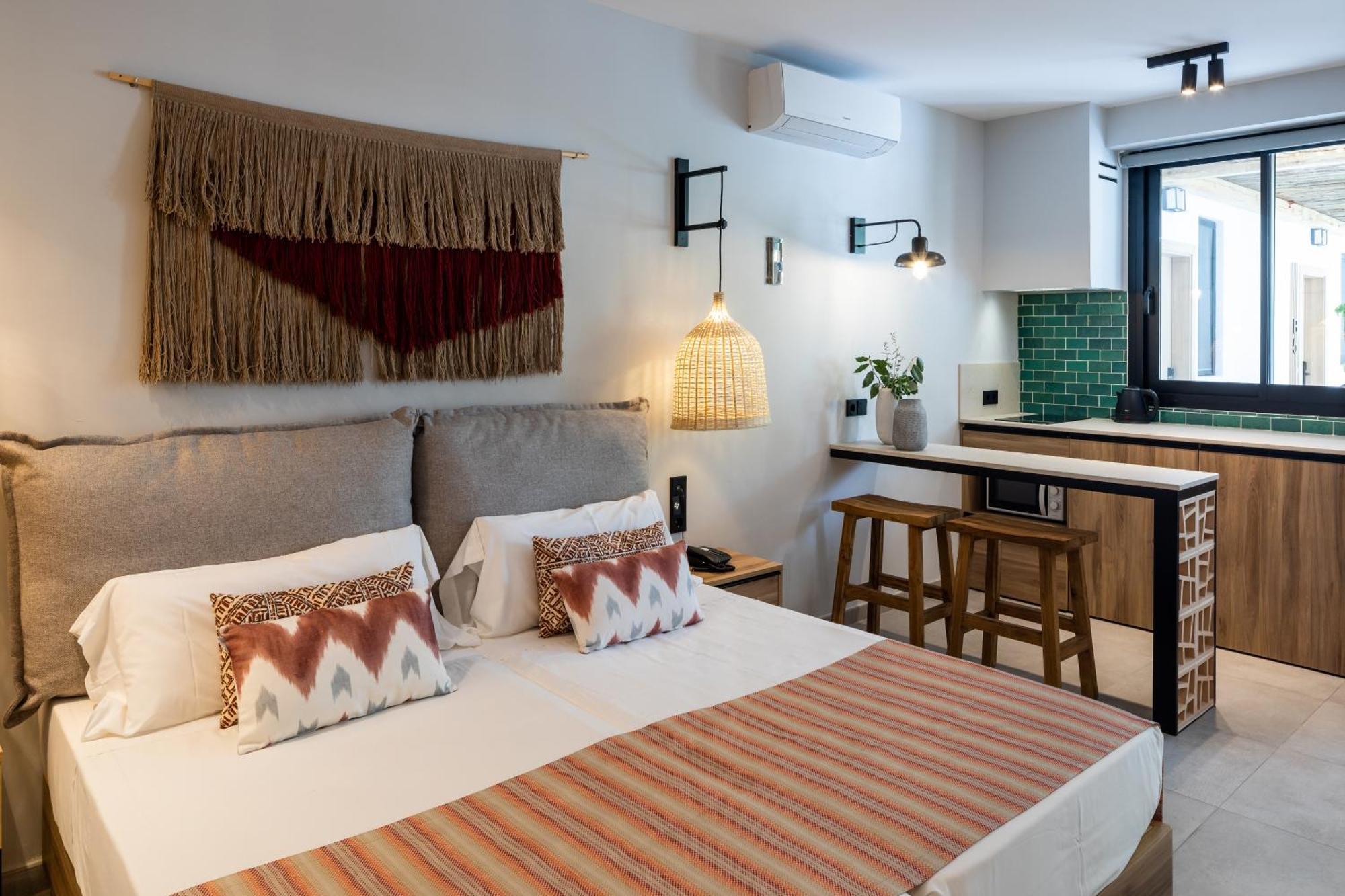Aparthotel Casita Blanca - Adults Only Sant Antoni de Portmany Екстериор снимка