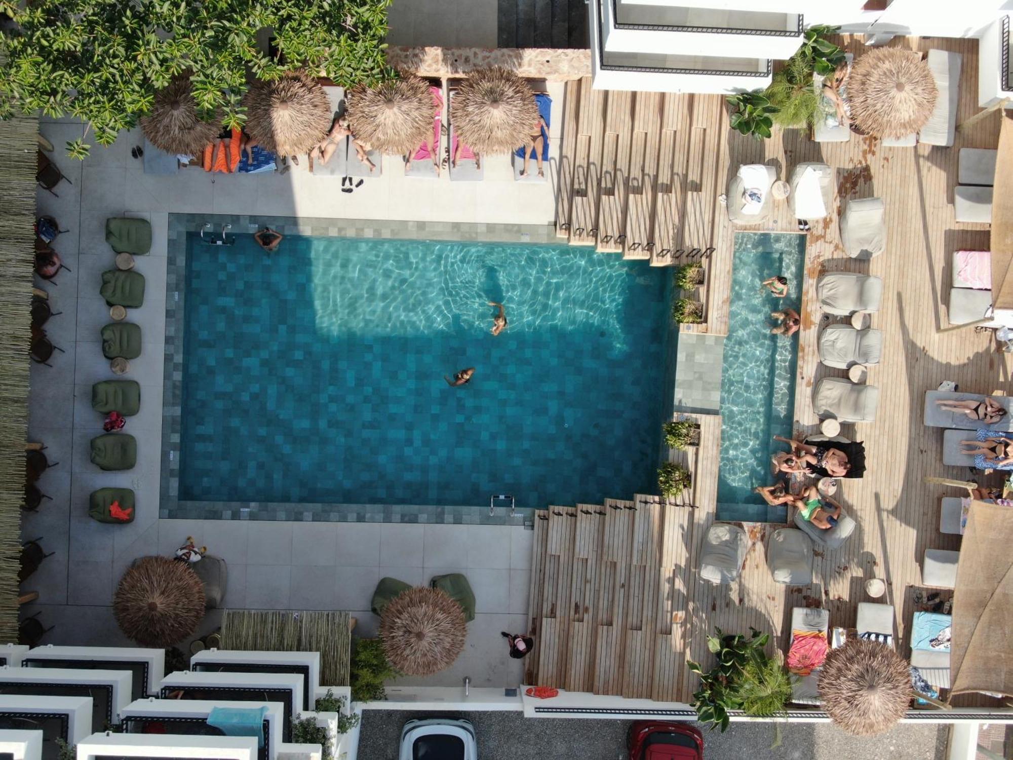 Aparthotel Casita Blanca - Adults Only Sant Antoni de Portmany Екстериор снимка