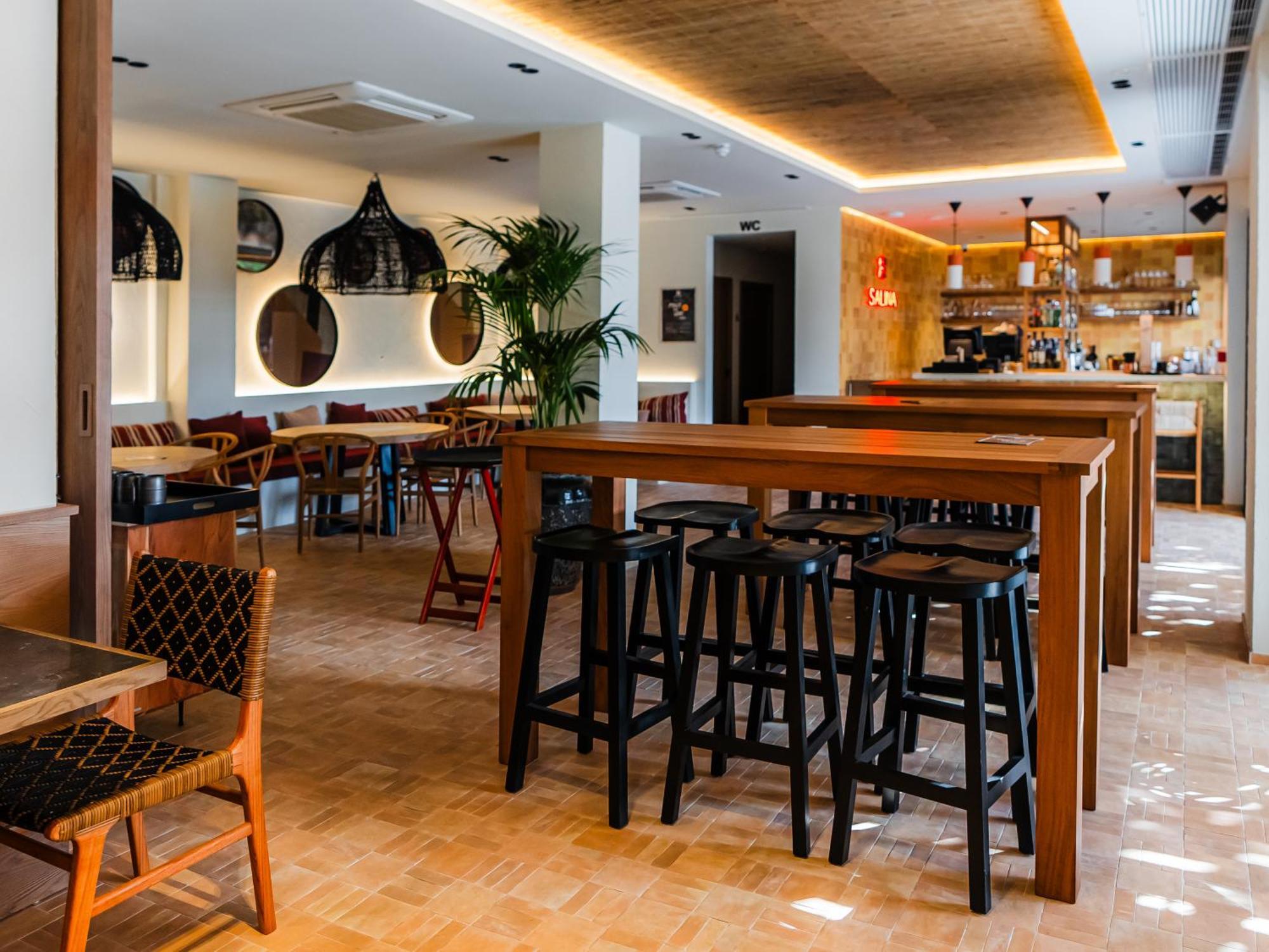 Aparthotel Casita Blanca - Adults Only Sant Antoni de Portmany Екстериор снимка